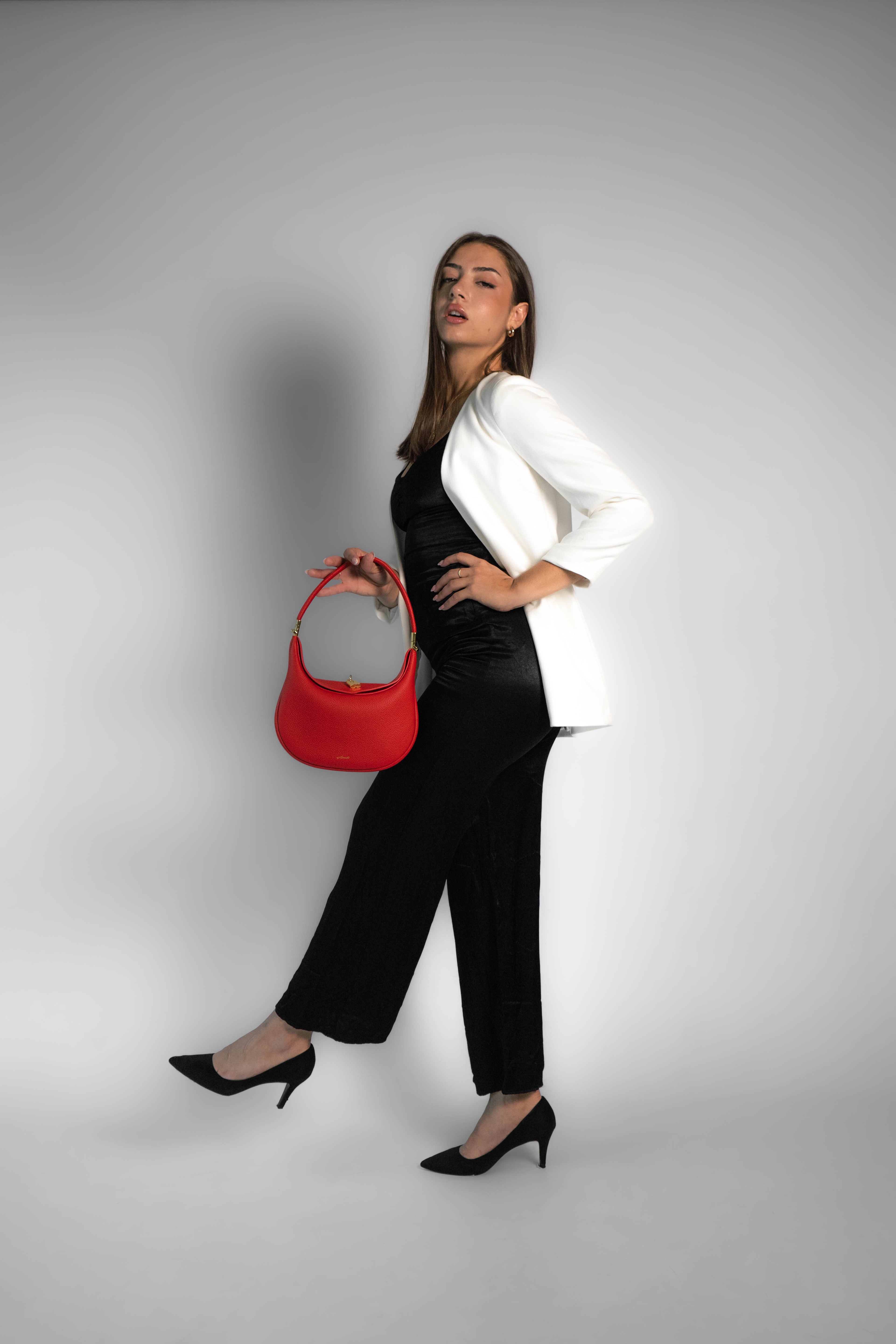 Bolso Rouge Désir de CenturioAmatti en elegante tono rojo, ideal para mujeres con estilo